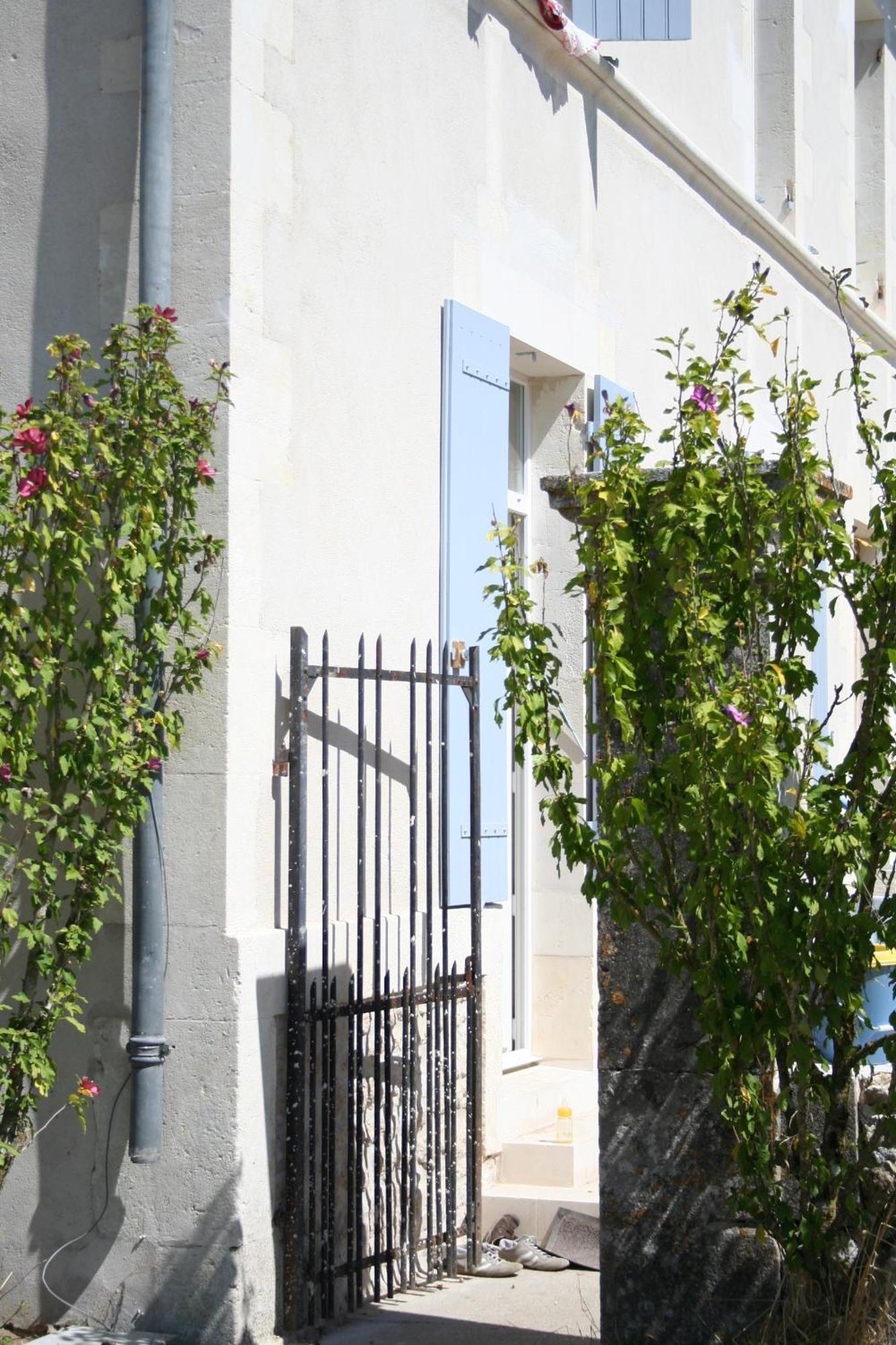 Le Domaine Des Aguins Guest House Saujon Ngoại thất bức ảnh