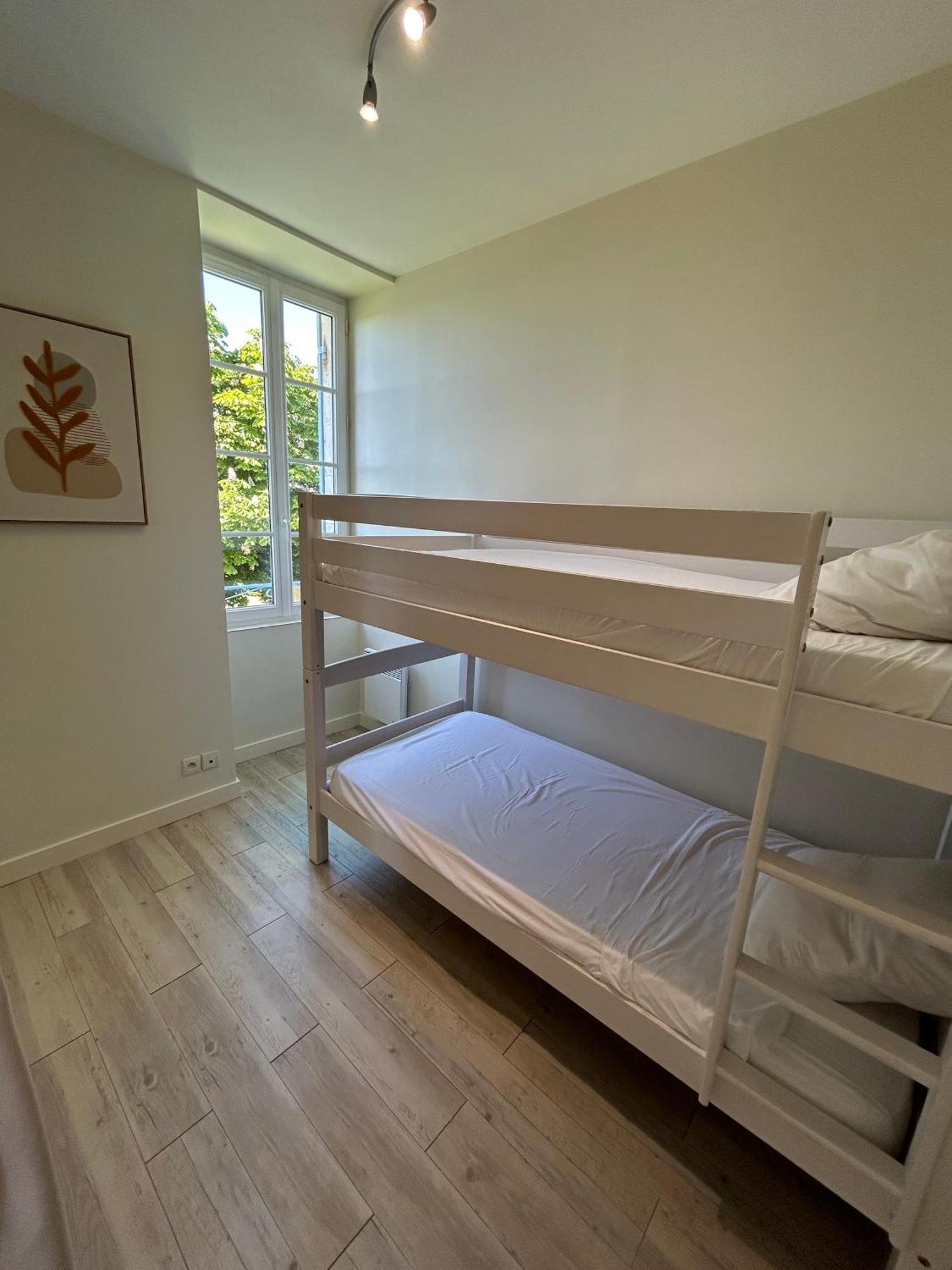 Le Domaine Des Aguins Guest House Saujon Ngoại thất bức ảnh