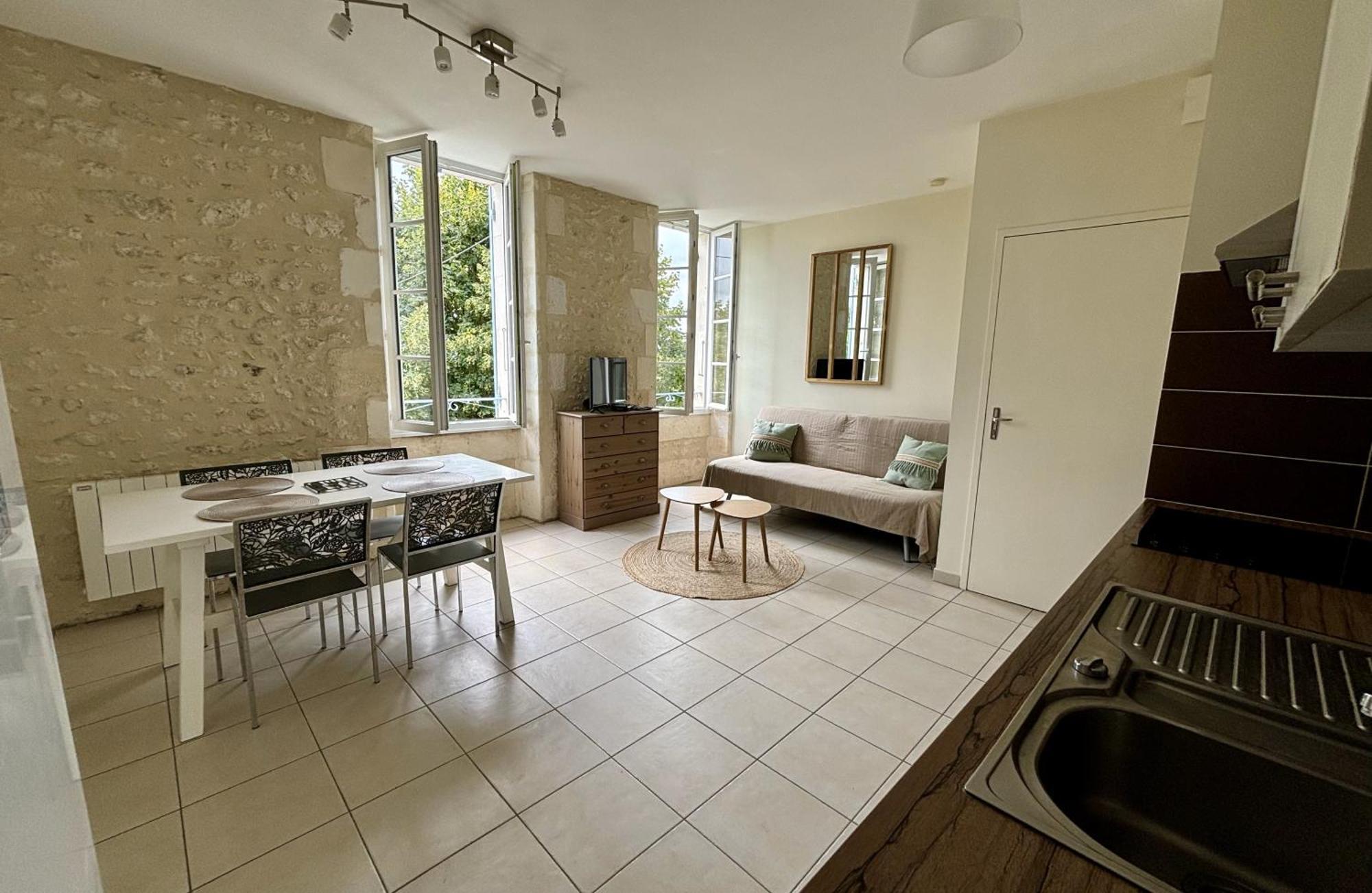 Le Domaine Des Aguins Guest House Saujon Ngoại thất bức ảnh